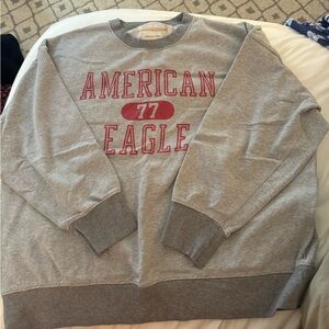 American Eagle crewneck